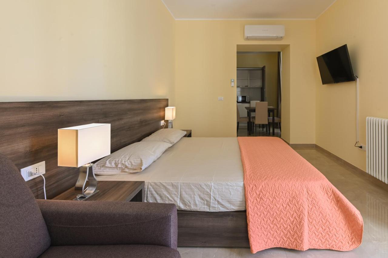 Adria Luxury Residence - Centro Триест Экстерьер фото