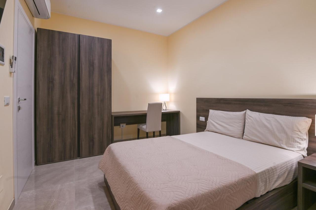 Adria Luxury Residence - Centro Триест Экстерьер фото