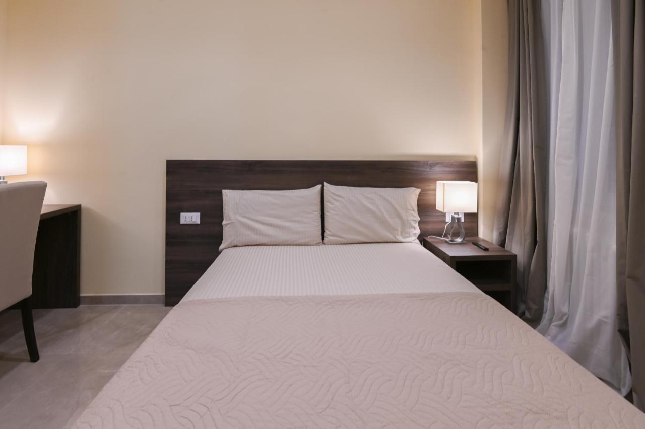 Adria Luxury Residence - Centro Триест Экстерьер фото