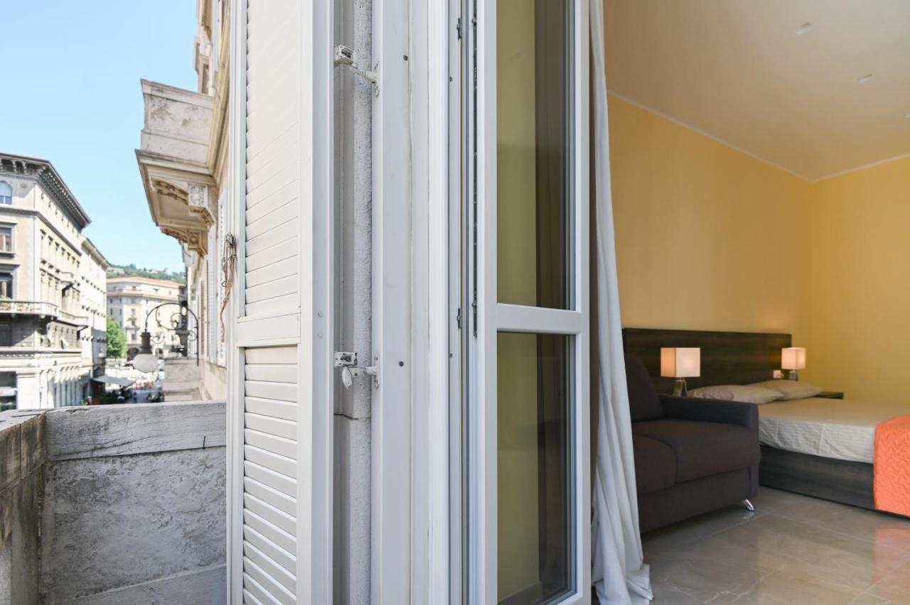 Adria Luxury Residence - Centro Триест Экстерьер фото
